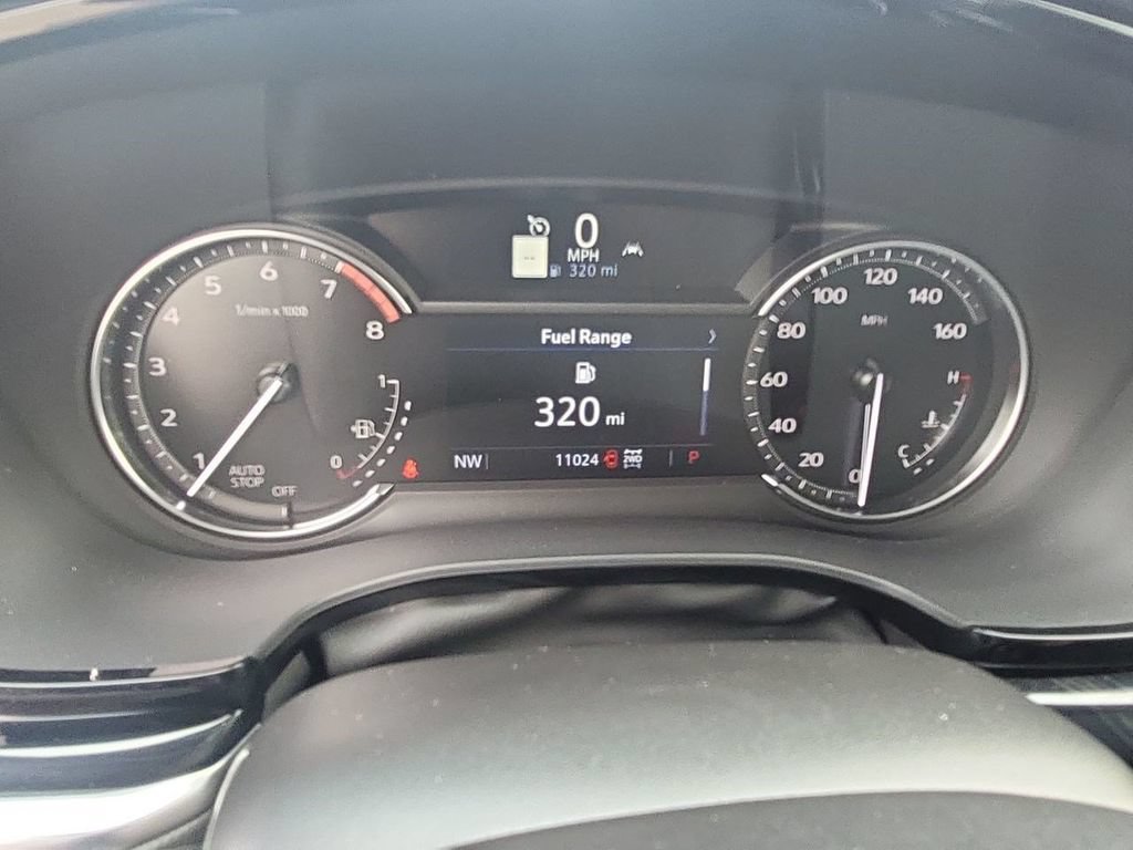 Used 2025 Cadillac XT6 Premium Luxury AWD/4WD image 17
