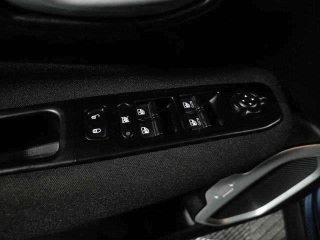 Used 2021 Jeep Renegade Latitude AWD/4WD image 28