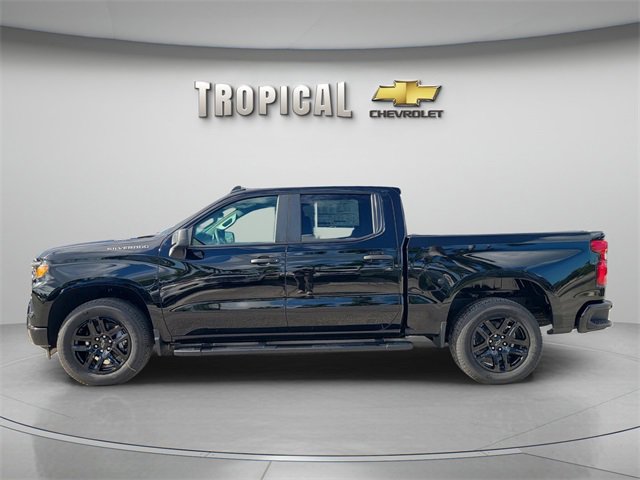 New 2026 Chevrolet Silverado 1500 Custom image 2