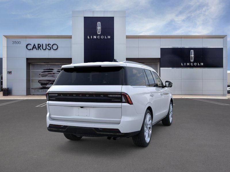 New 2025 Lincoln Navigator Reserve AWD/4WD image 8
