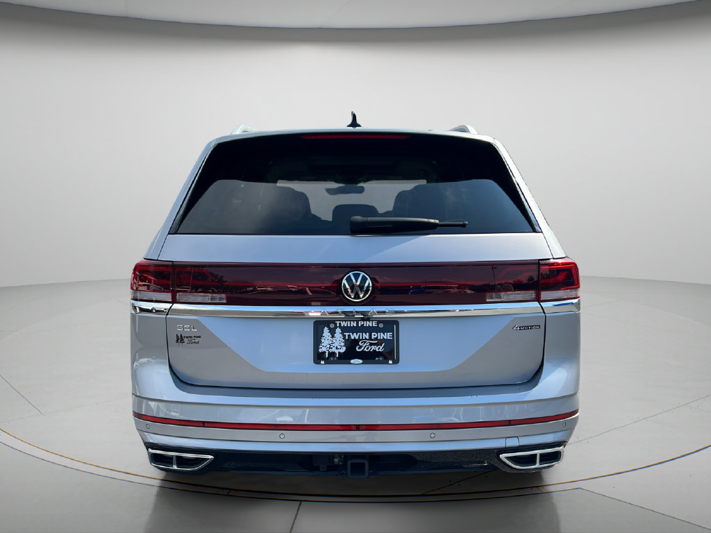 Used 2024 Volkswagen Atlas SEL Premium R-Line AWD/4WD image 6
