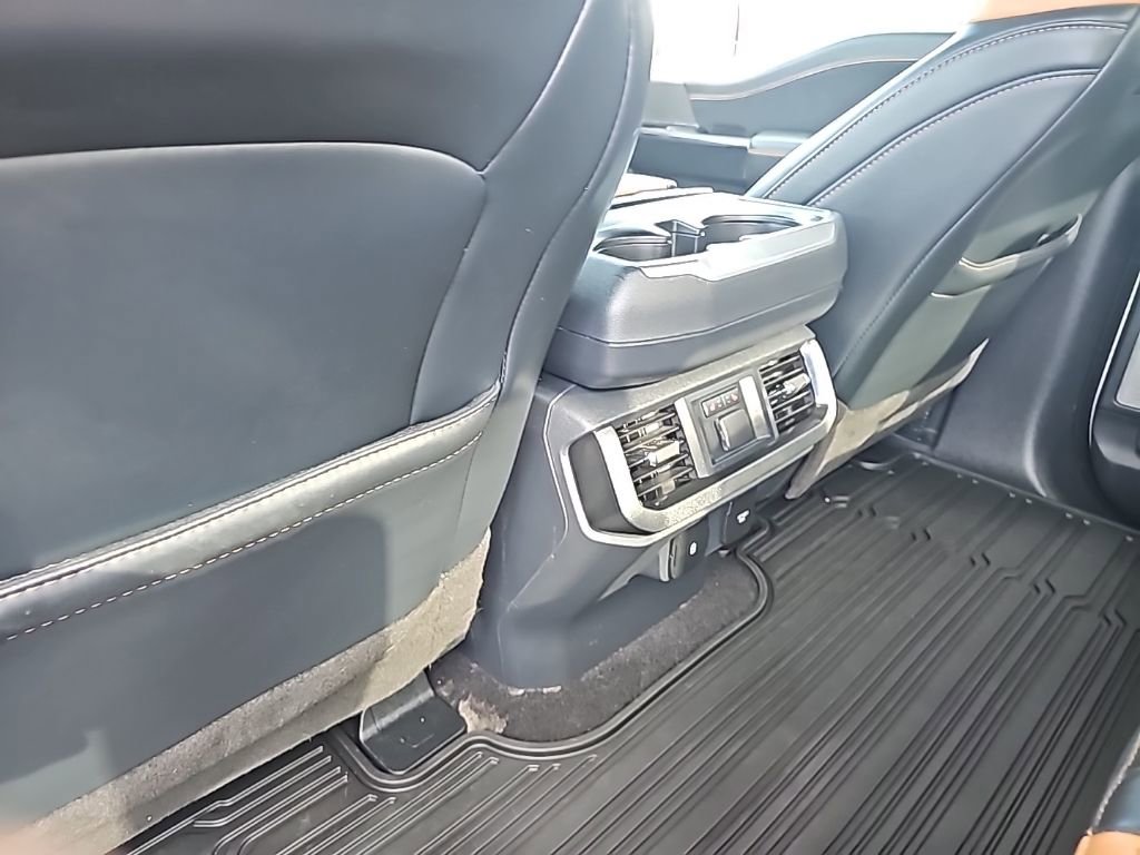 Used 2022 Ford F150 Platinum w/ Equipment Group 701A High image 14