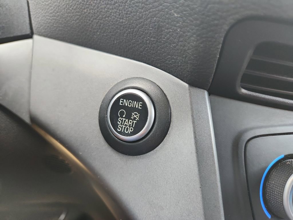 Used 2019 Ford Escape SE image 30