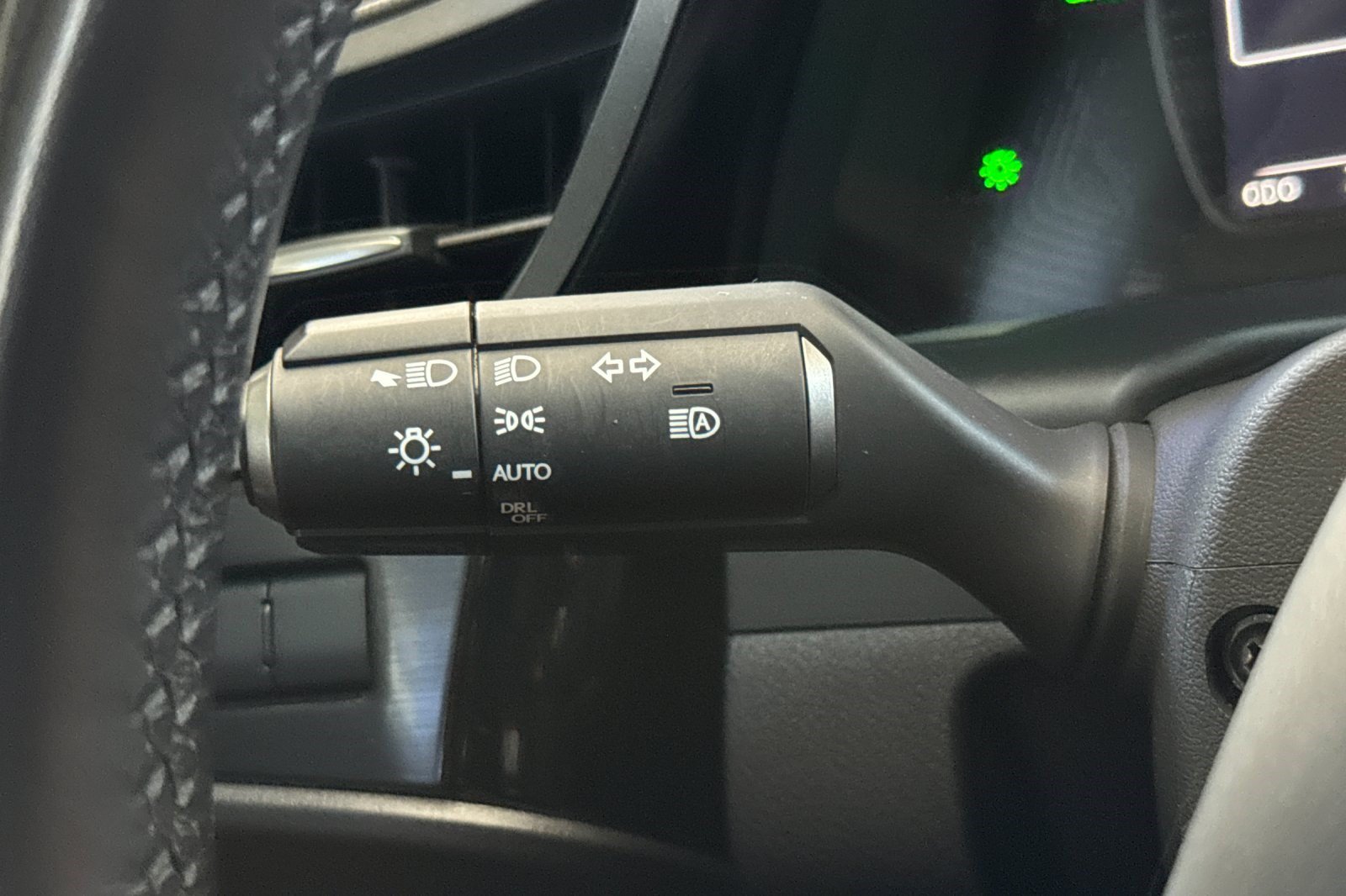 Certified 2025 Lexus ES 300h w/ Premium Package FWD image 31