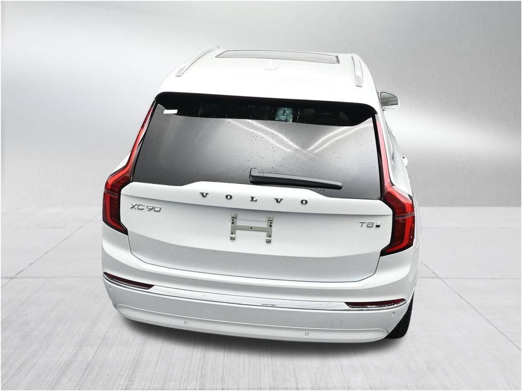 New 2026 Volvo XC90 T8 Plus w/ Protection Package Premier AWD/4WD image 16