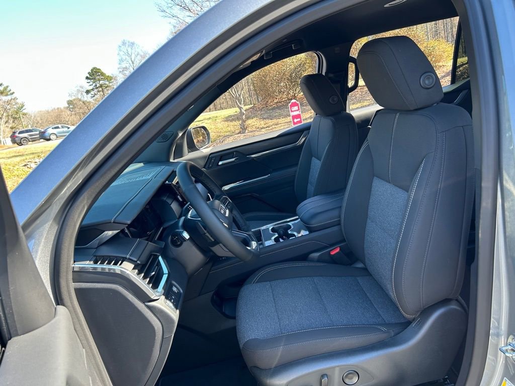 New 2026 GMC Acadia Elevation image 33