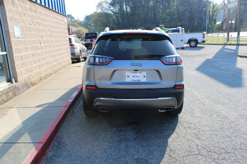 Used 2019 Jeep Cherokee Limited AWD/4WD image 6