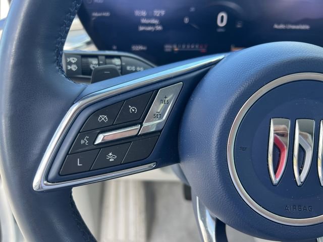 Used 2025 Buick Enclave Avenir image 35