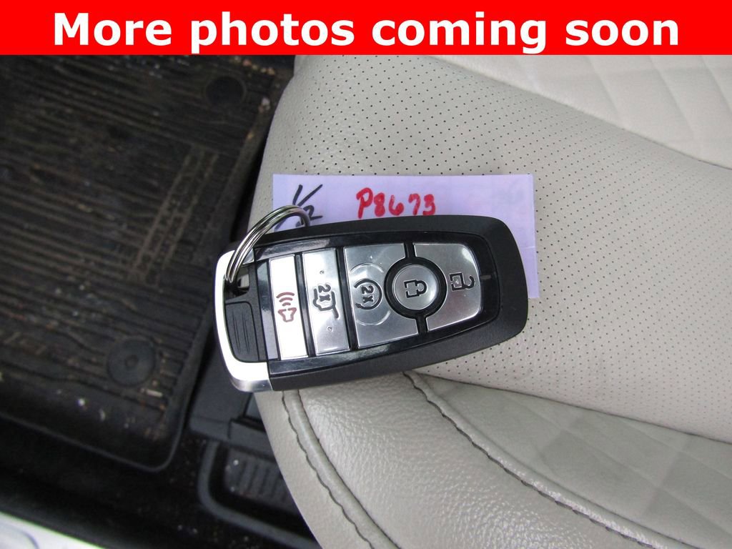 Used 2023 Ford Edge Titanium w/ Equipment Group 301A AWD/4WD image 16