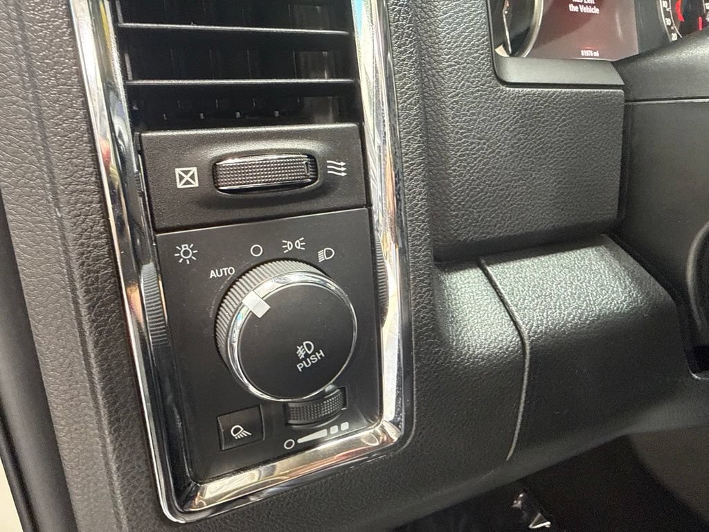Used 2017 RAM 1500 Laramie w/ Convenience Group AWD/4WD image 20