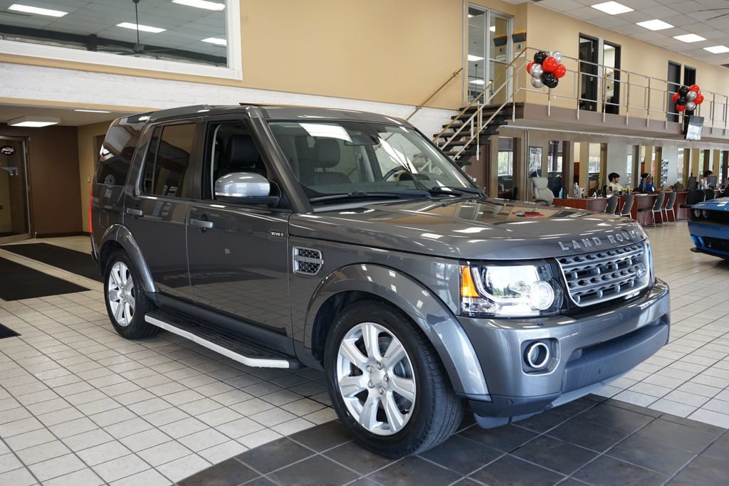 Used 2015 Land Rover LR4 HSE AWD/4WD image 18