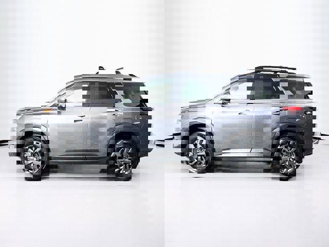 Certified 2025 Nissan Pathfinder SV image 8