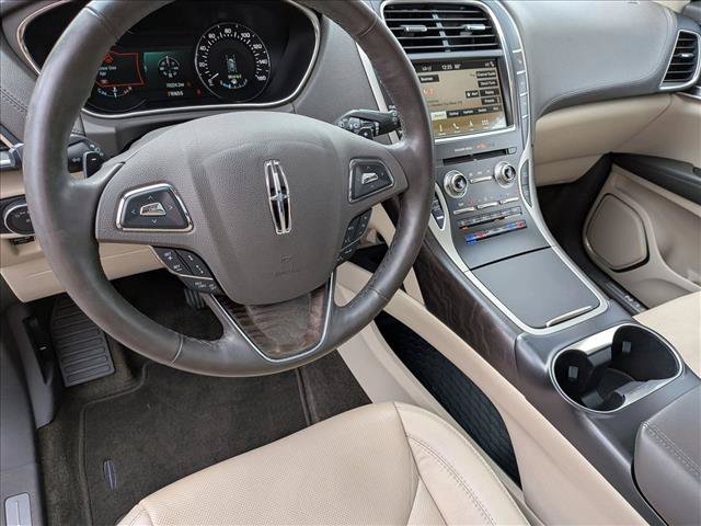 Used 2018 Lincoln MKX Reserve w/ Driver Assistance Package FWD image 10