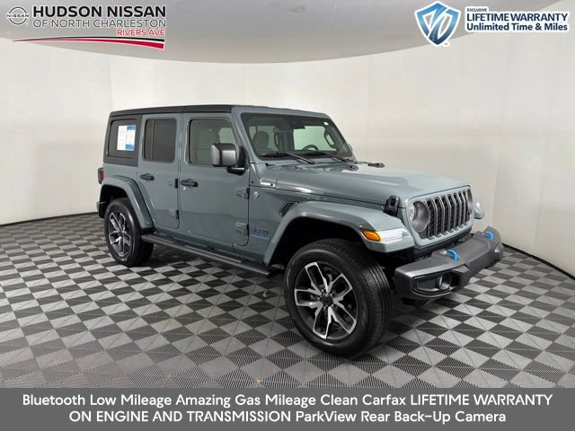 Used 2024 Jeep Wrangler Unlimited w/ Convenience Group AWD/4WD image 1