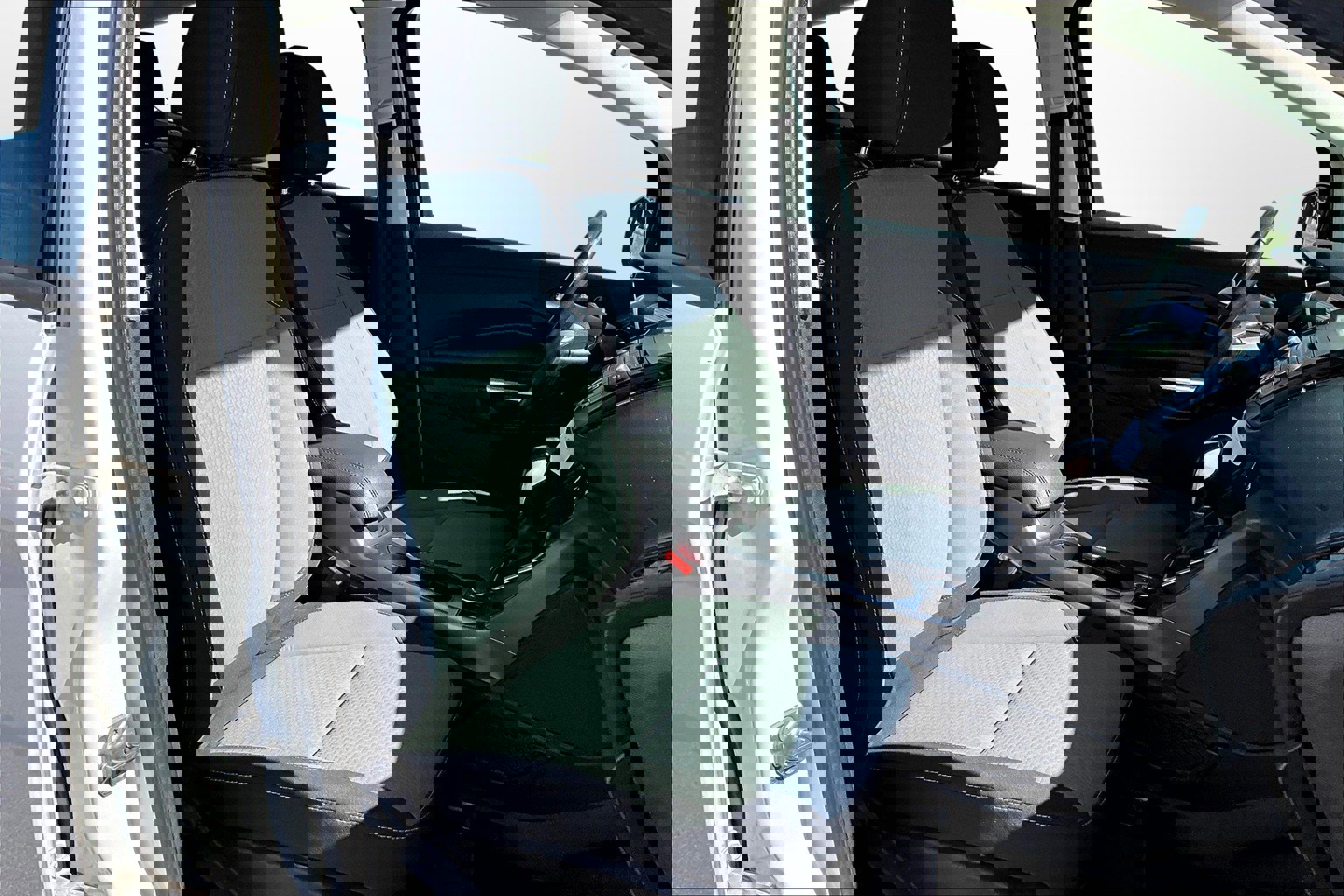 Used 2017 Ford C-MAX SE image 7