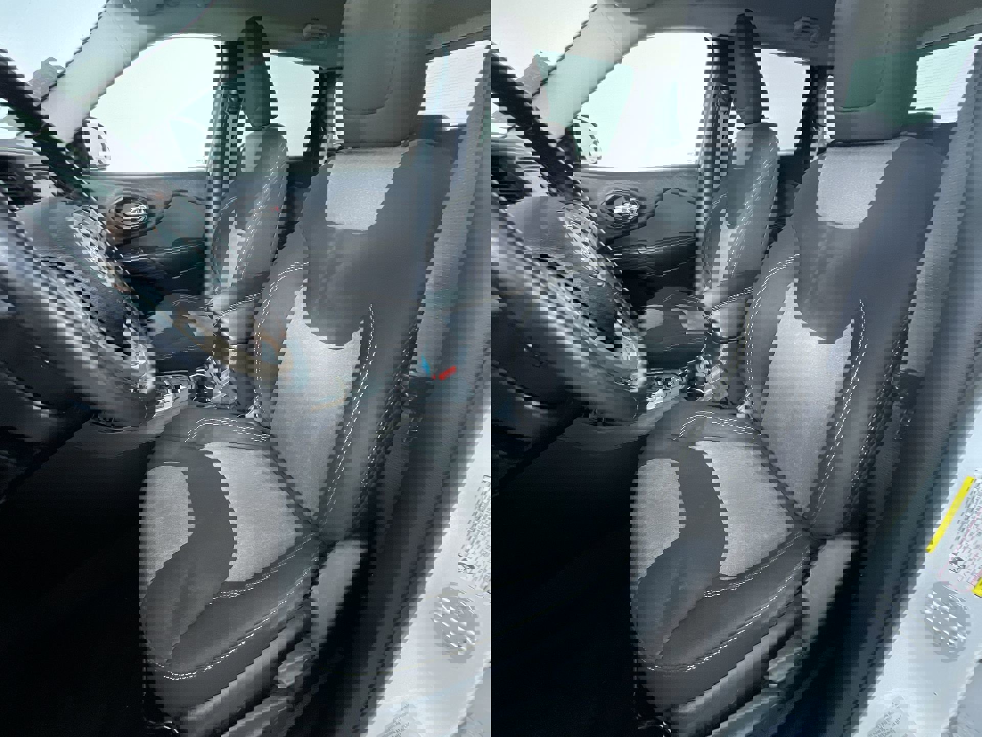 Used 2016 Jeep Cherokee Sport w/ Cold Weather Group image 14