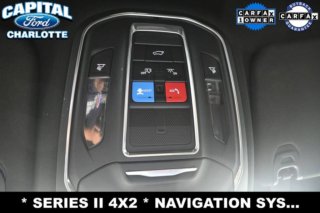 Used 2024 Jeep Wagoneer Series II w/ Flexible Seating Group RWD image 18