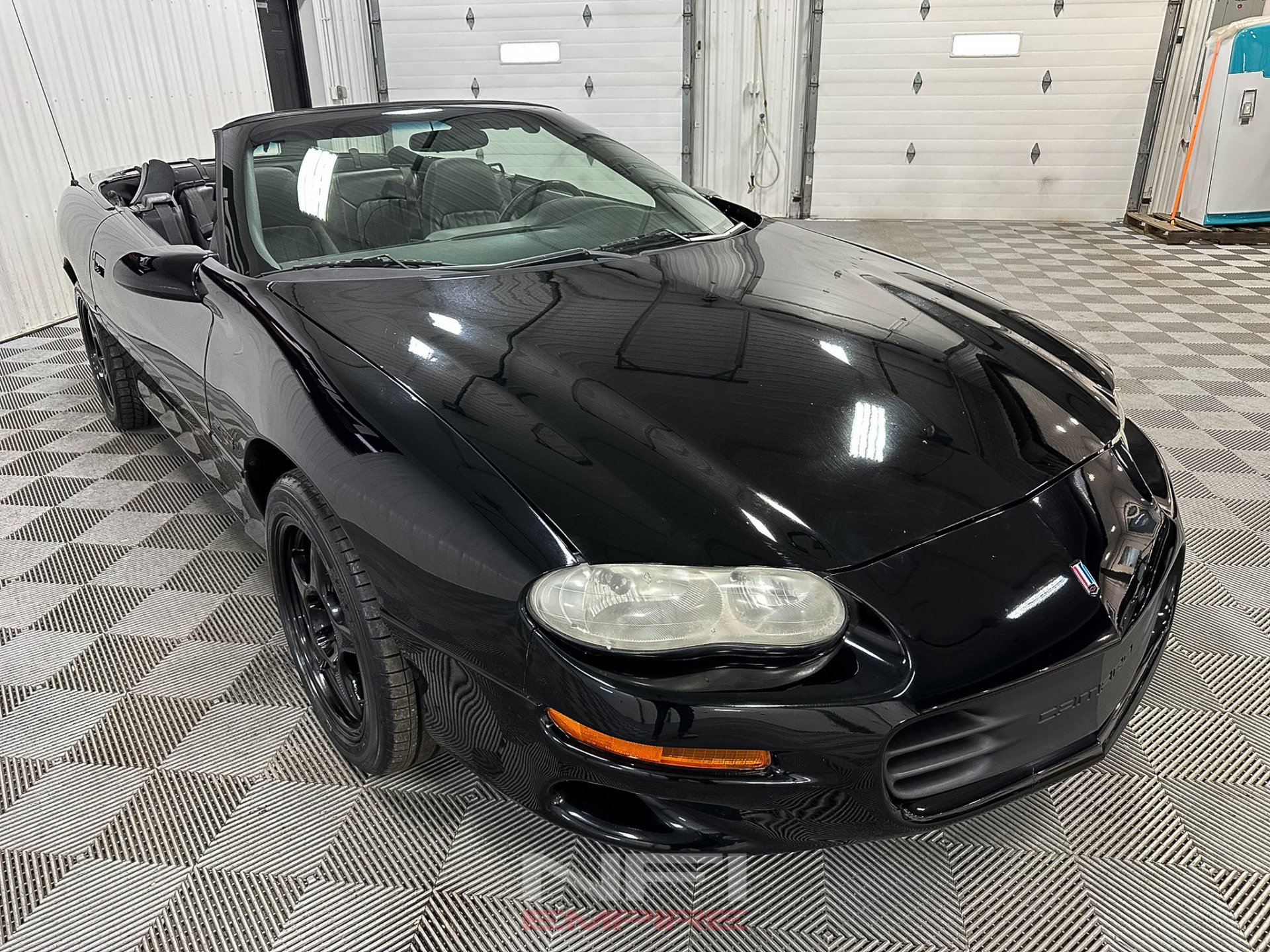 Used 2002 Chevrolet Camaro Z28 image 9