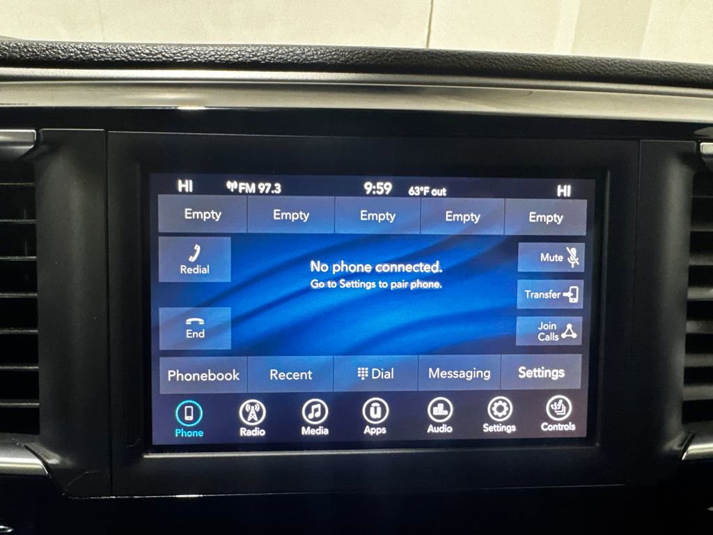Used 2020 Chrysler Pacifica Touring-L FWD image 10