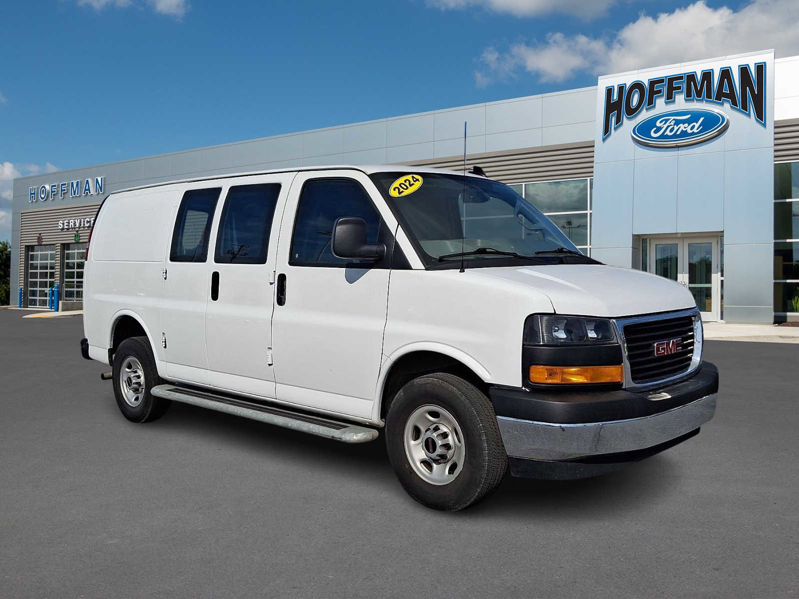 Used 2024 GMC Savana 2500 w/ Driver Convenience Package RWD image 1