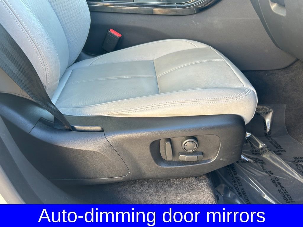 Used 2025 Land Rover Range Rover Velar Dynamic SE AWD/4WD image 23