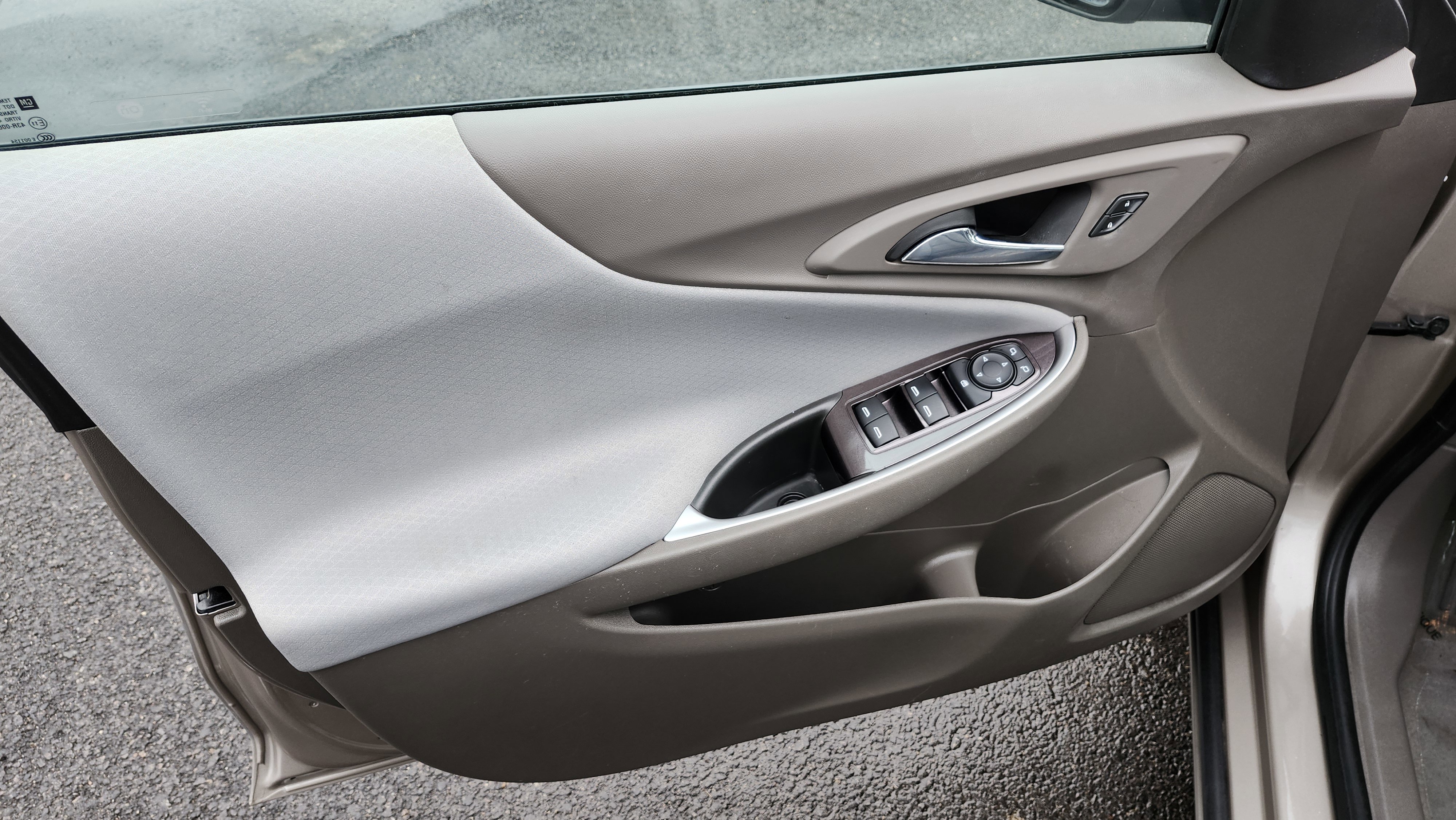 Used 2023 Chevrolet Malibu LS image 24