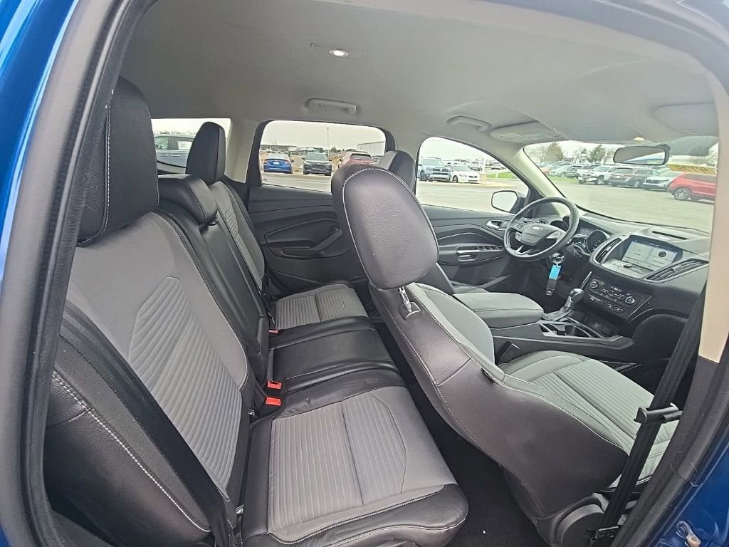 Used 2017 Ford Escape SE w/ Equipment Group 201A image 30