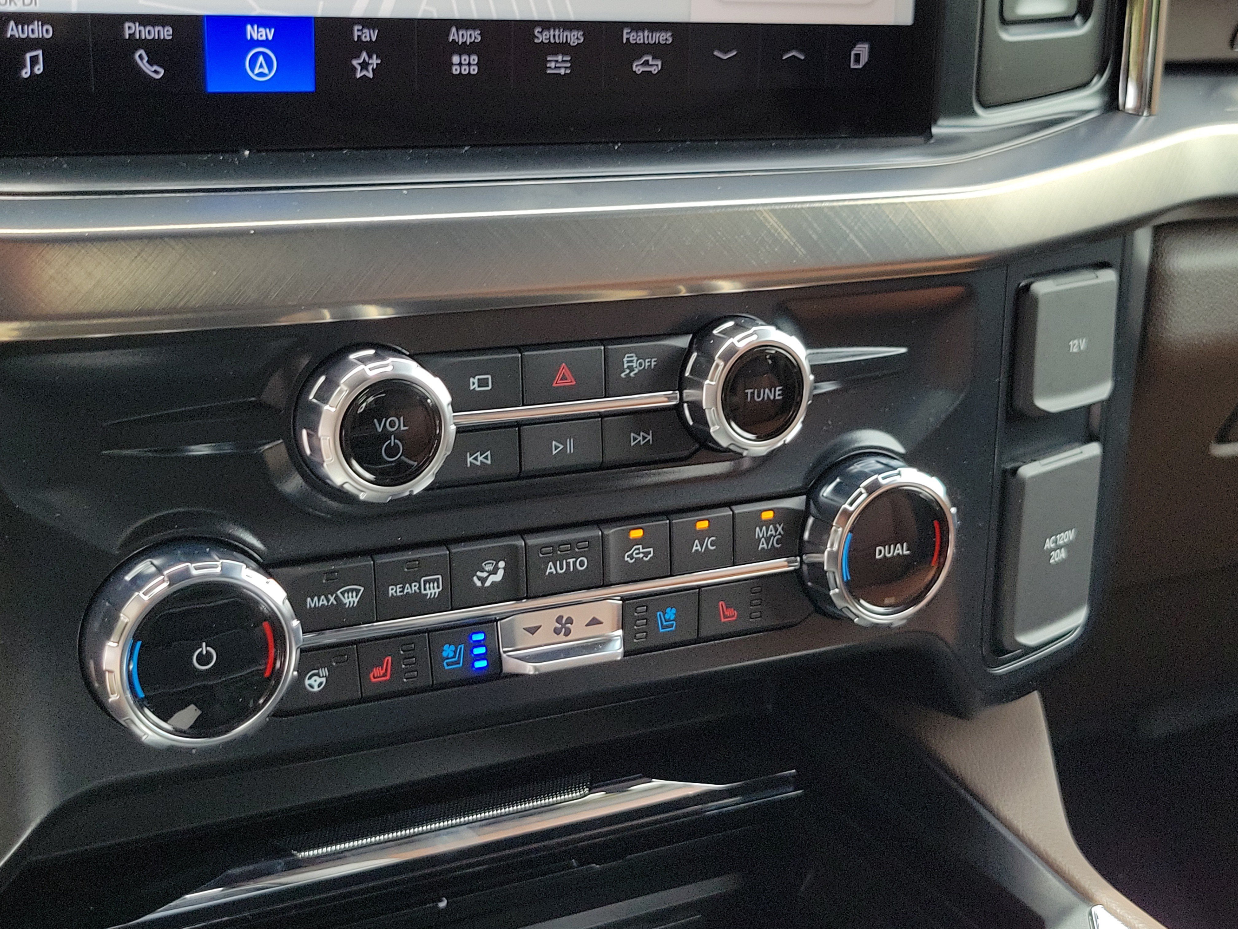 New 2026 Ford F350 King Ranch w/ Chrome Package AWD/4WD image 24