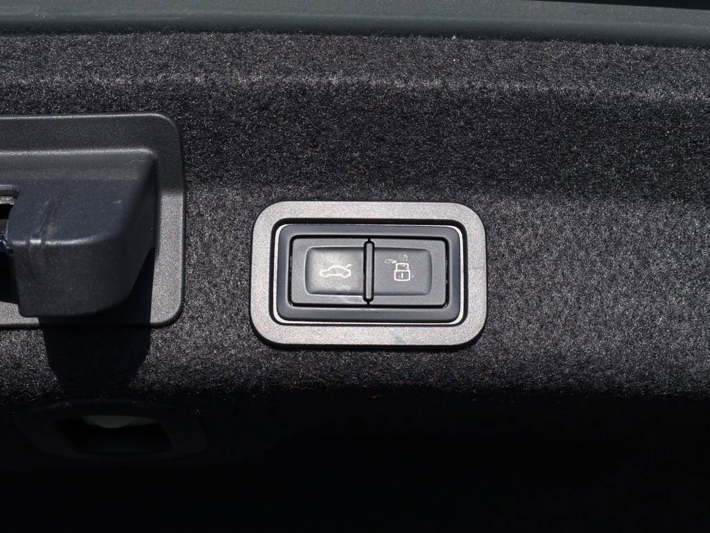 Used 2023 Audi A6 3.0T Prestige AWD/4WD image 16