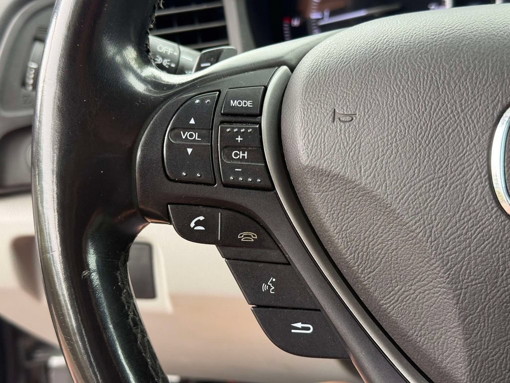 Used 2018 Acura ILX FWD image 31