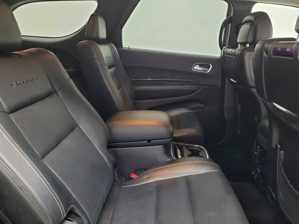 Used 2016 Dodge Durango Citadel w/ Premium Entertainment Group RWD image 19