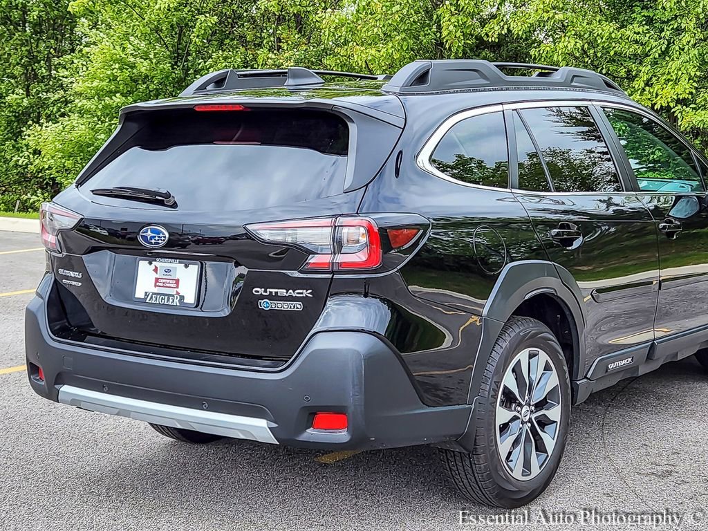 Used 2023 Subaru Outback Limited AWD/4WD image 6