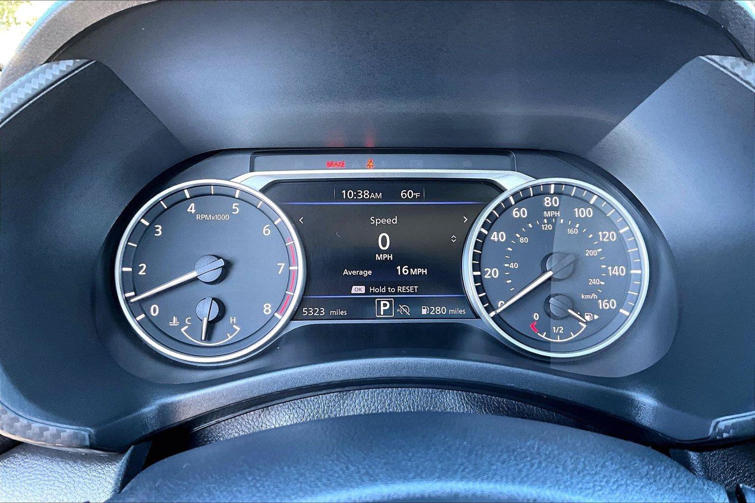 Used 2025 Nissan Sentra SR w/ Midnight Edition FWD image 13