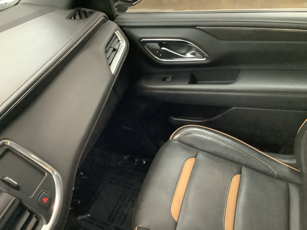 Used 2023 GMC Yukon AT4 AWD/4WD image 22