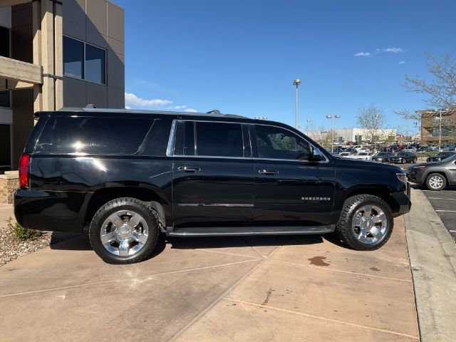 Used 2019 Chevrolet Suburban Premier AWD/4WD image 9