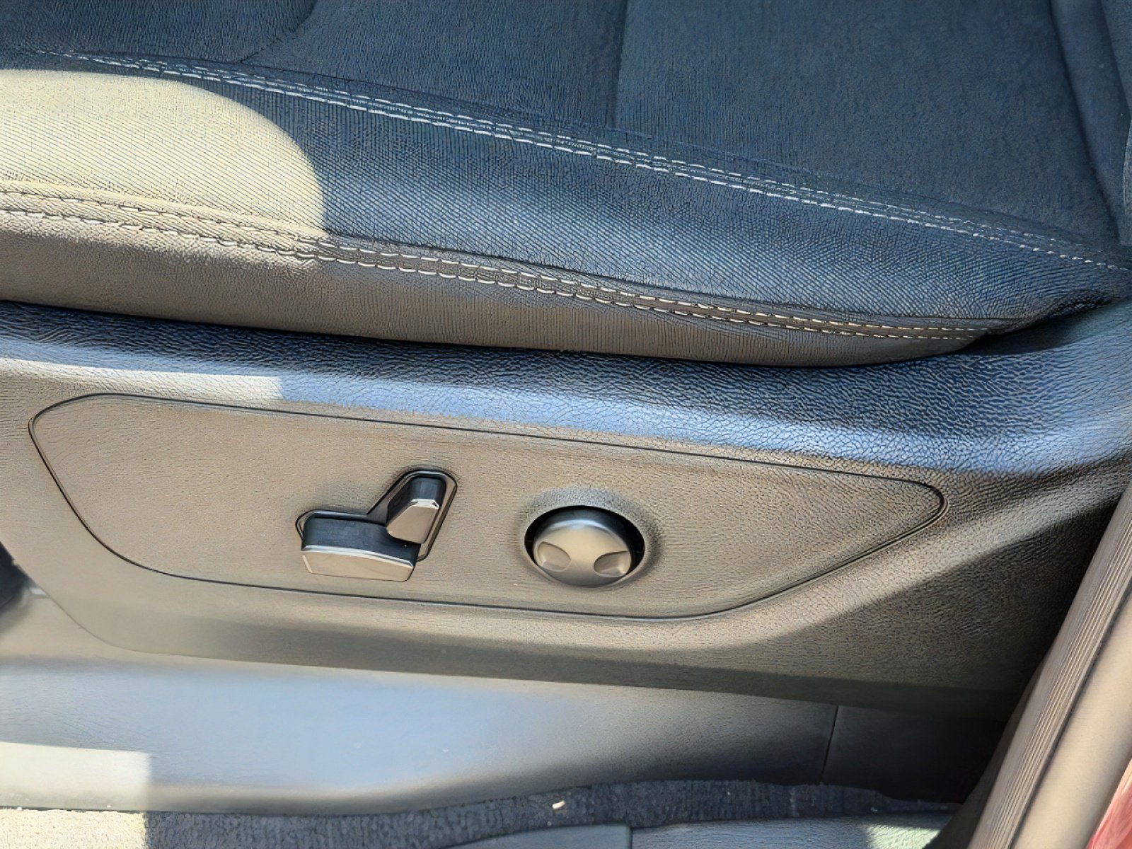 Used 2025 RAM 1500 Big Horn RWD image 15