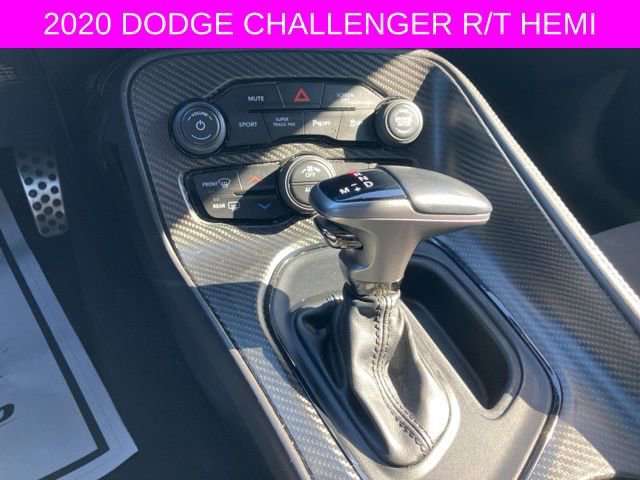 Used 2020 Dodge Challenger R/T w/ Carbon/Suede Interior Package image 25