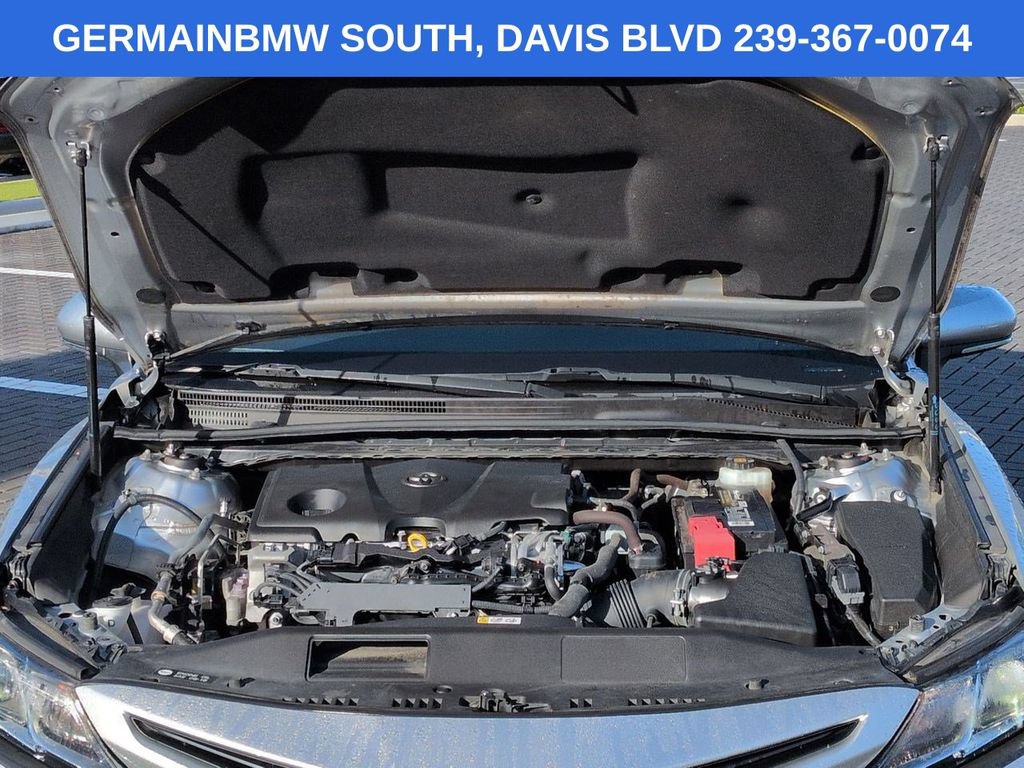 Used 2018 Toyota Camry SE w/ Convenience Package FWD image 14