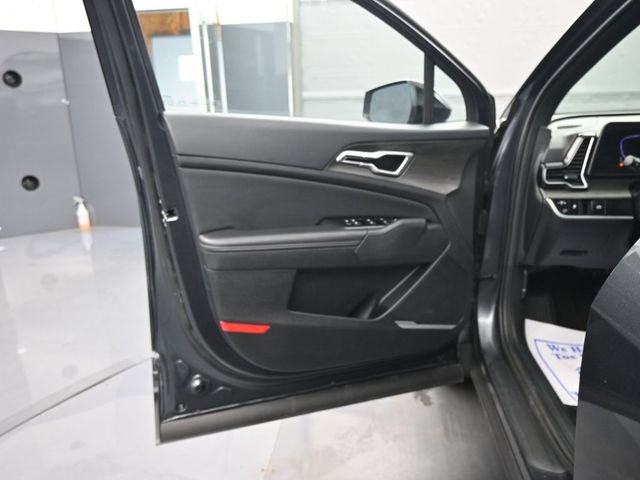 Used 2024 Kia Sportage X-Line w/ X-Line Premium Package AWD/4WD image 11