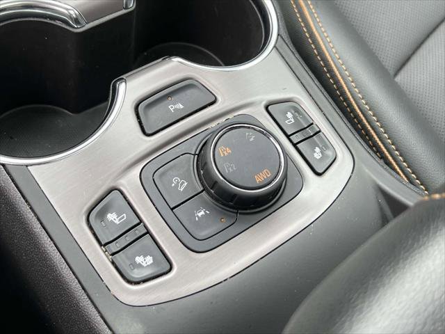 Used 2022 GMC Terrain AT4 w/ Infotainment Package II AWD/4WD image 35