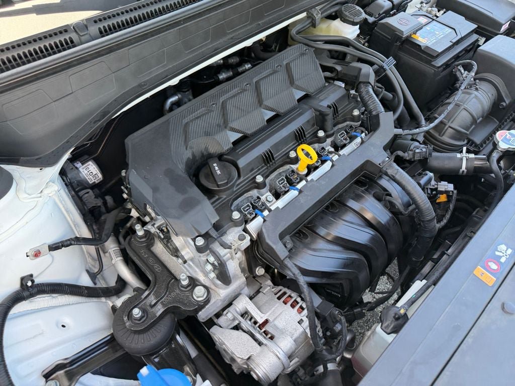 Used 2023 Hyundai Venue Limited FWD image 30