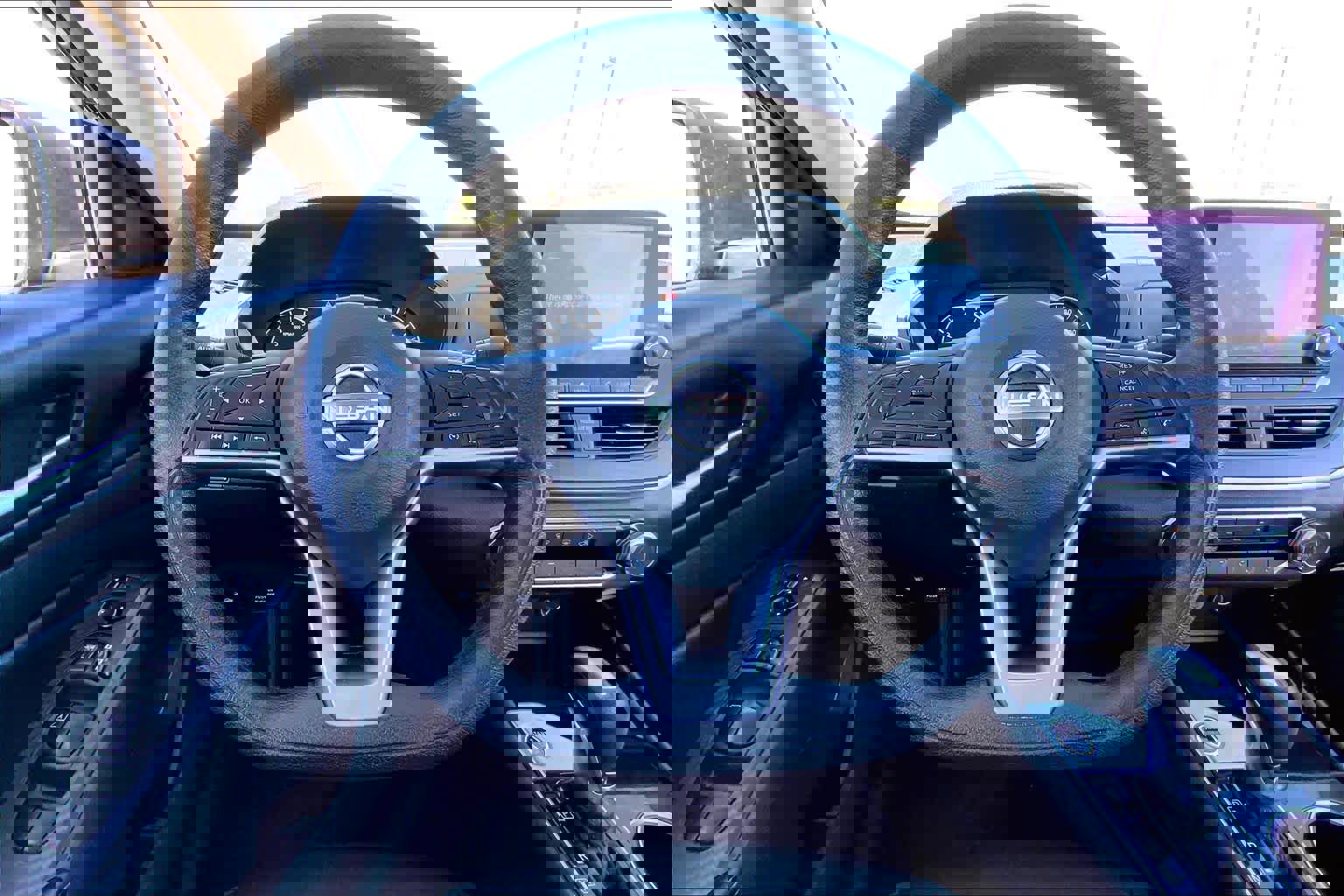 Used 2024 Nissan Altima 2.5 SV image 6