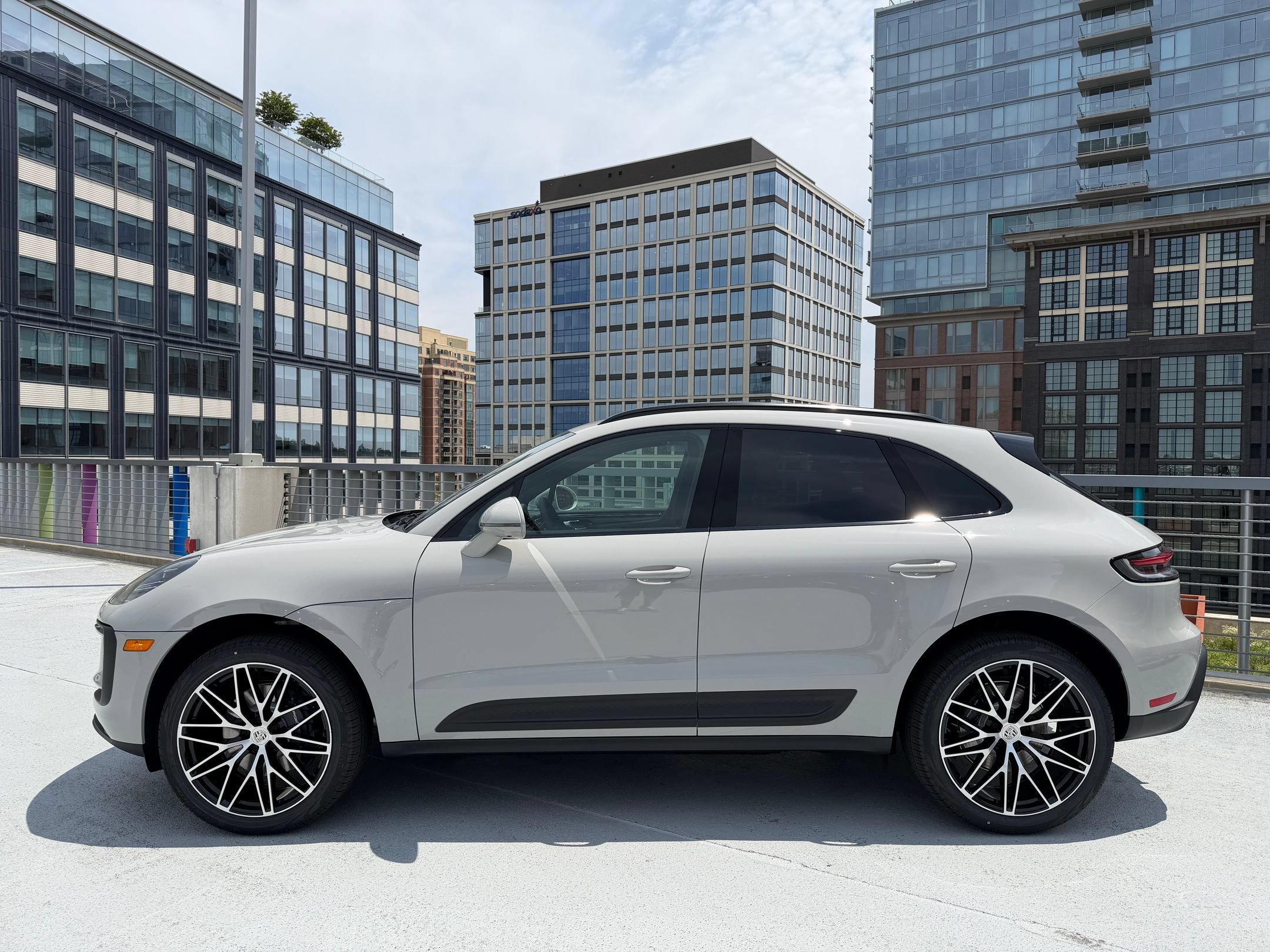 New 2026 Porsche Macan AWD/4WD image 2