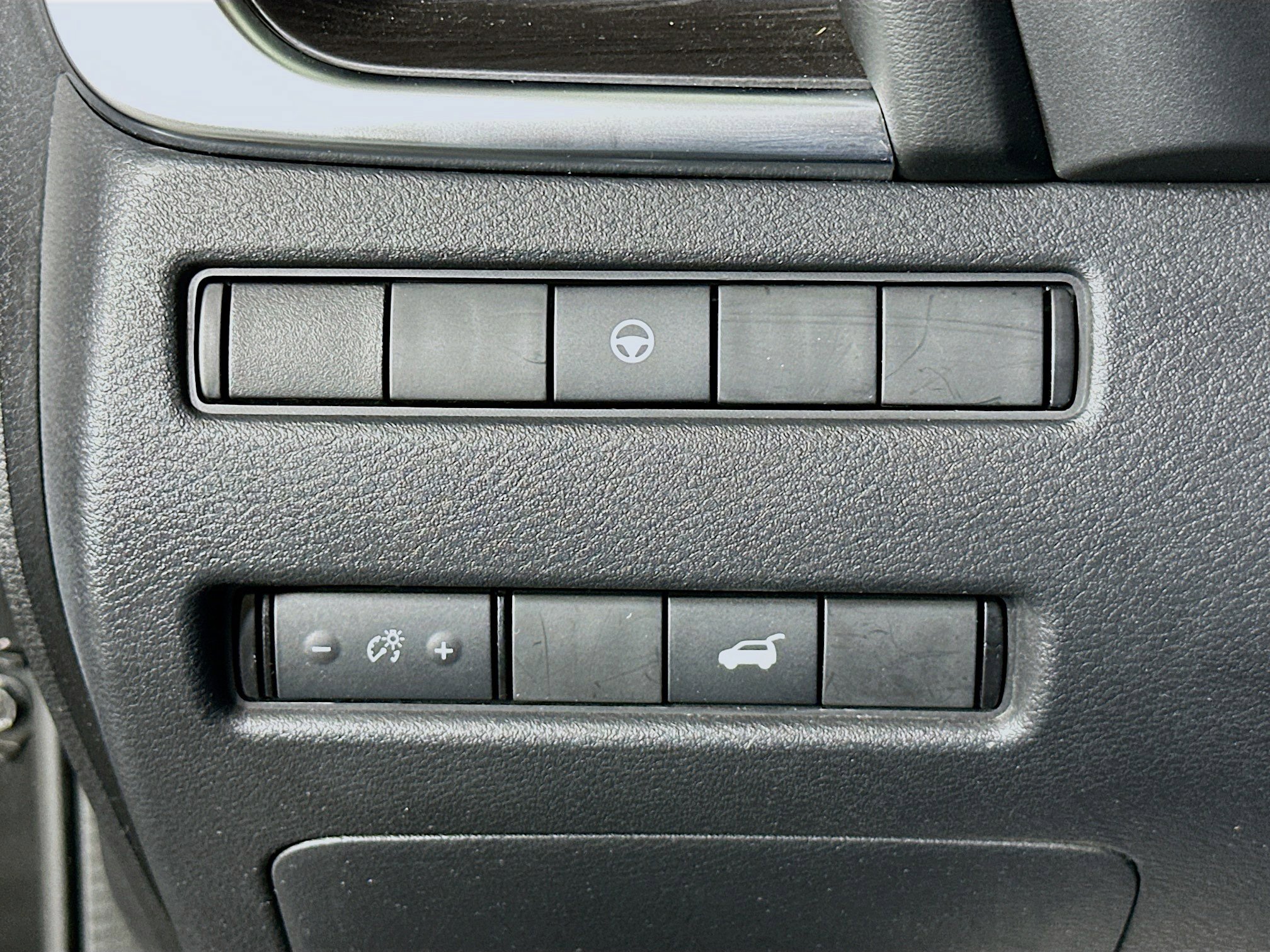 Used 2021 Nissan Rogue SL FWD image 17