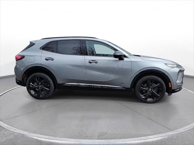 Used 2025 Buick Envision Sport Touring image 9