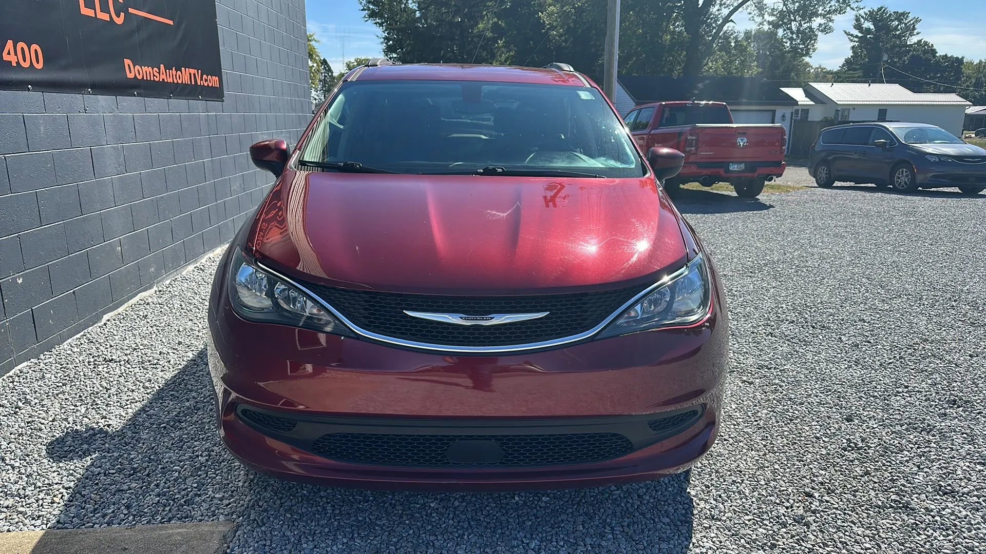 Used 2021 Chrysler Voyager Lxi image 6