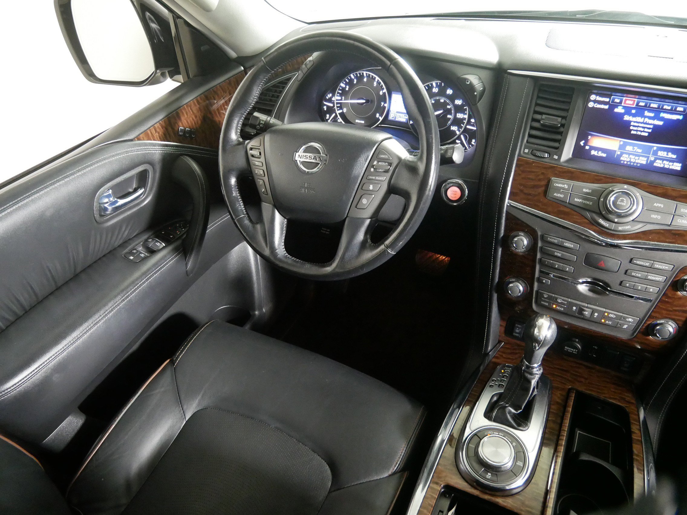 Used 2019 Nissan Armada SL w/ Premium Package image 9