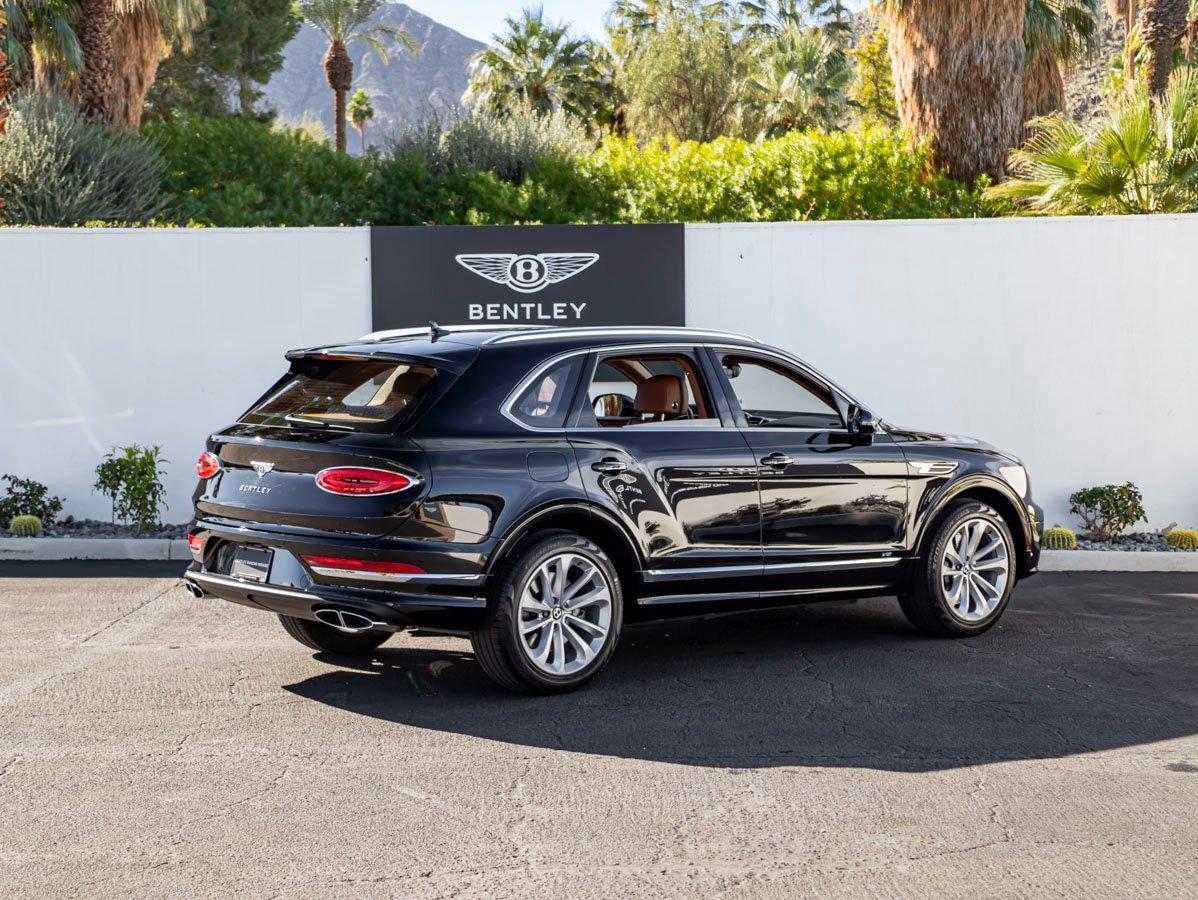 Certified 2022 Bentley Bentayga image 11