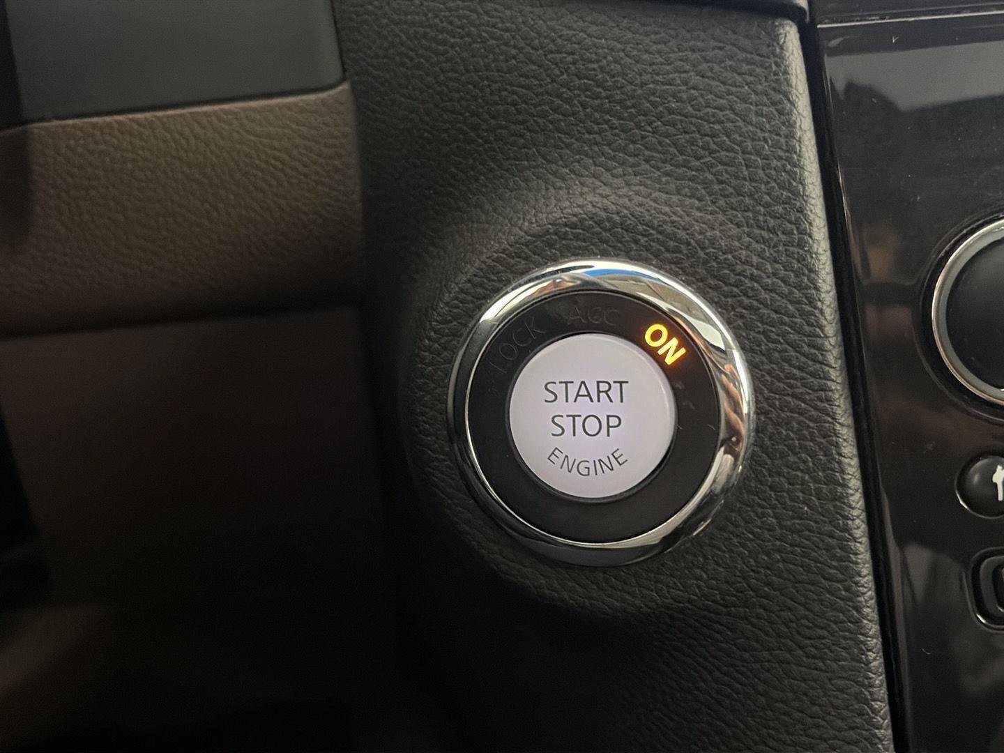 Used 2012 INFINITI FX35 AWD w/ Premium Pkg image 12