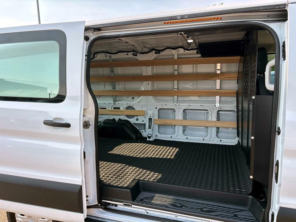 Used 2025 Ford Transit 250 Low Roof w/ Exterior Upgrade Package RWD image 15